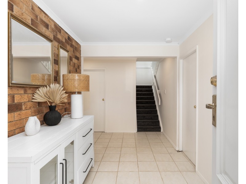 53 Bourbon Street, Wyoming NSW 2250