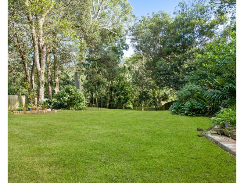 70 Lake Shore Drive, North Avoca NSW 2260
