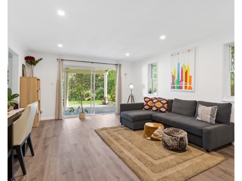 70 Lake Shore Drive, North Avoca NSW 2260