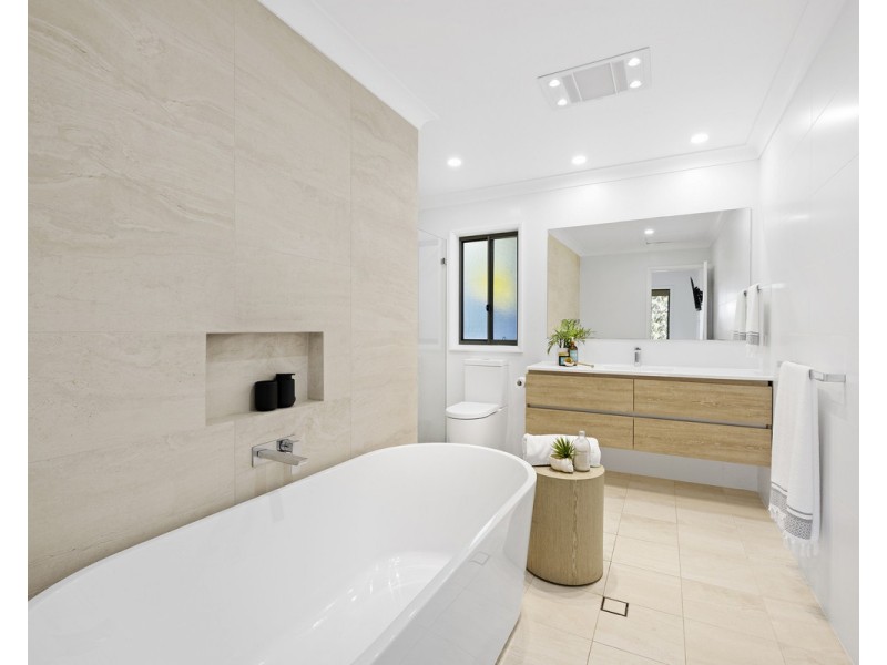 126 Hillside Road, Avoca Beach NSW 2251