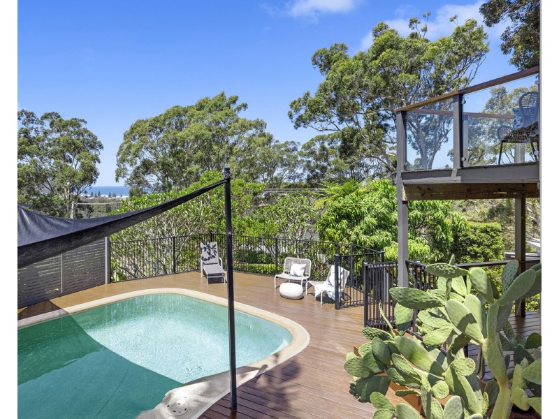 126 Hillside Road, Avoca Beach NSW 2251