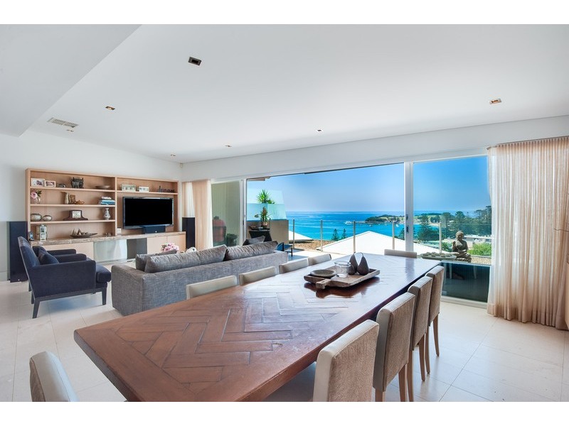 4/22-26 Barnhill Road, Terrigal NSW 2260