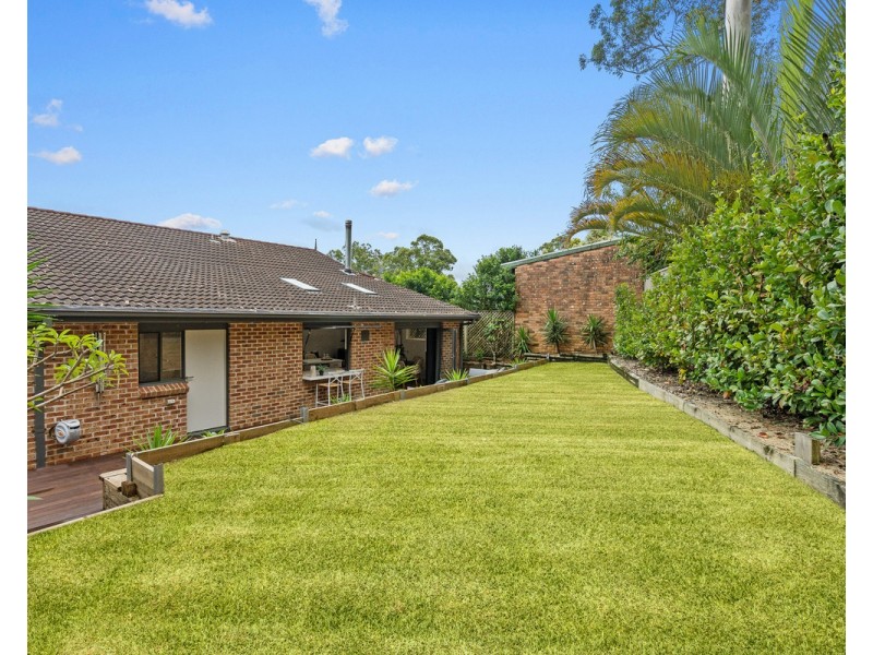 4 Pixie Avenue, Green Point NSW 2251