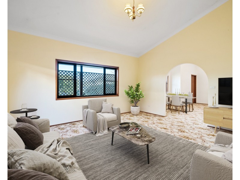 93 Beaumont Avenue, Wyoming NSW 2250