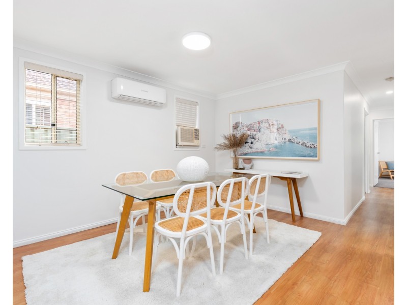 2/15 Woodbine Close, Lisarow NSW 2250