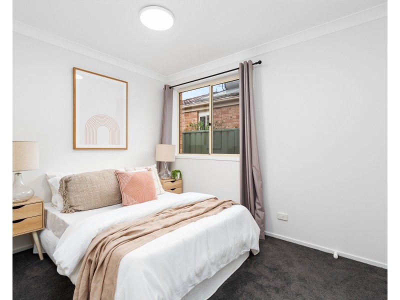 2/15 Woodbine Close, Lisarow NSW 2250