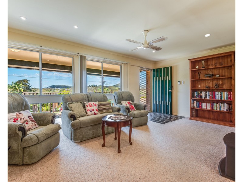 23 MacGregor Street, Wyoming NSW 2250