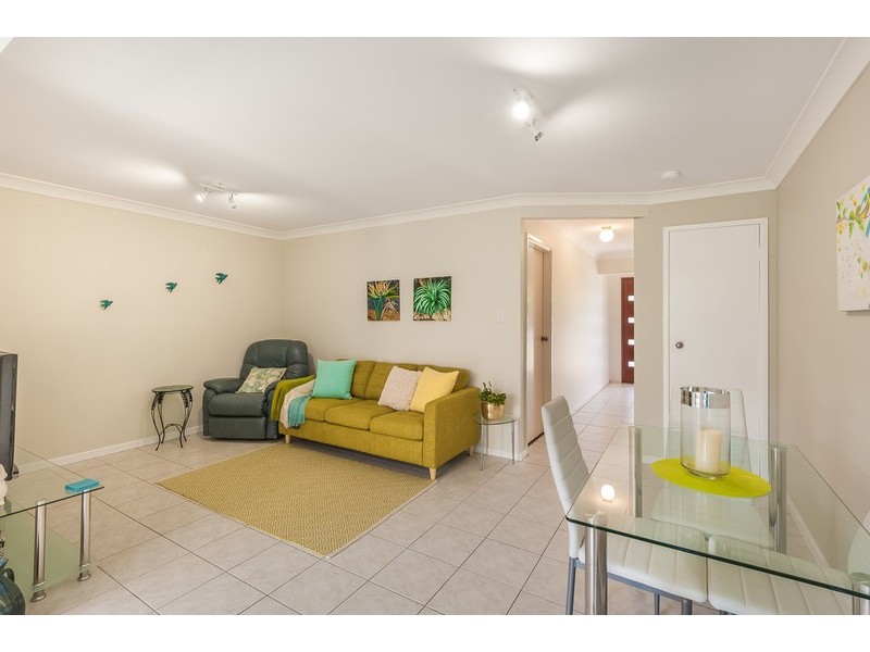 2/23 Brougham Street, East Gosford NSW 2250