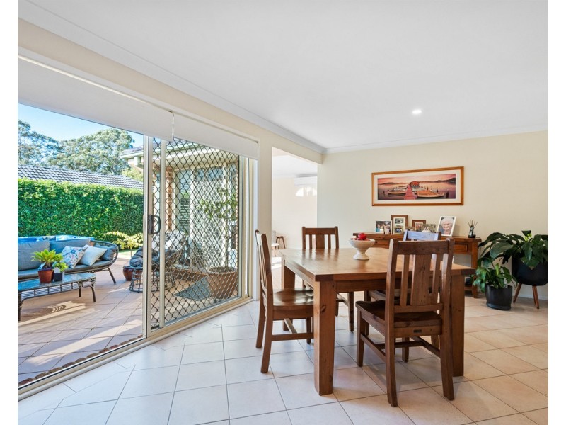 6 Poplar Close, Springfield NSW 2250