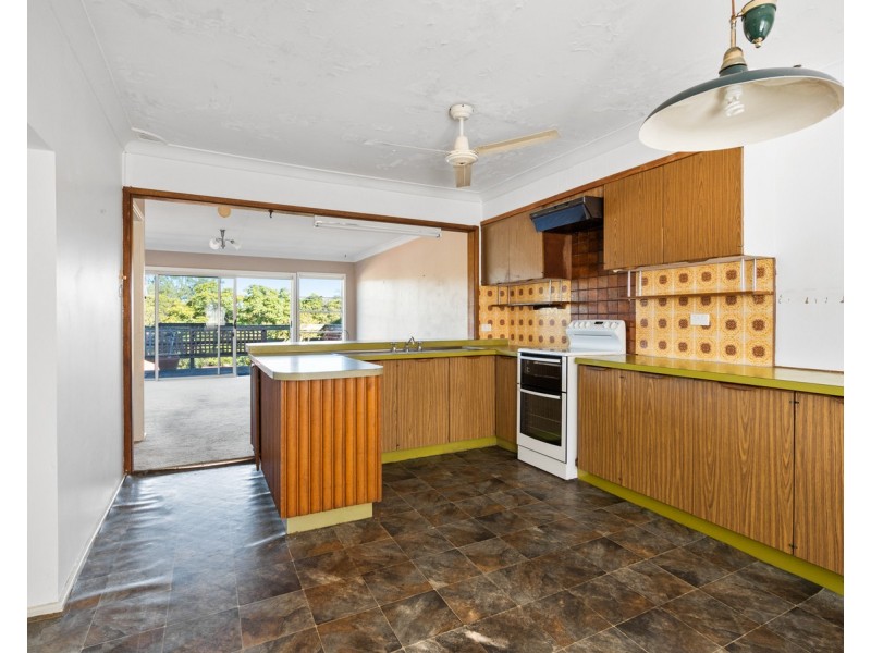 36 MacGregor Street, Wyoming NSW 2250