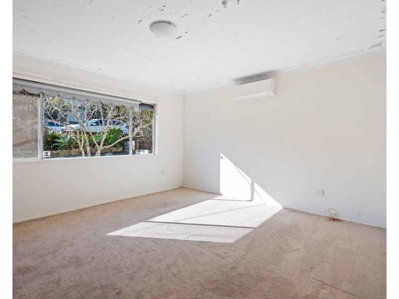 36 MacGregor Street, Wyoming NSW 2250