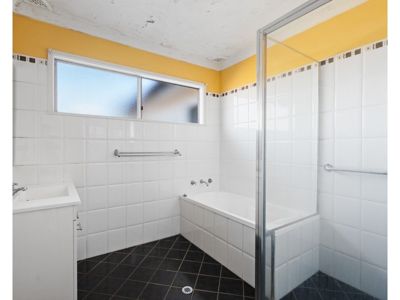 36 MacGregor Street, Wyoming NSW 2250