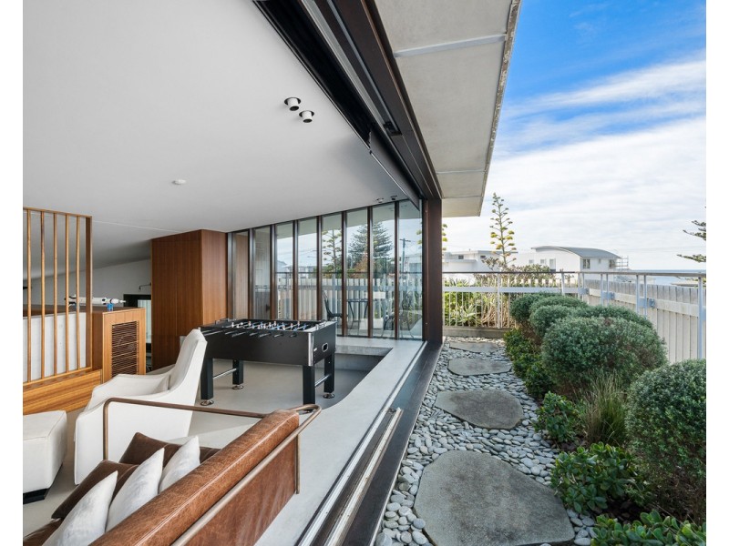 7 Bareena Avenue, North Avoca NSW 2260