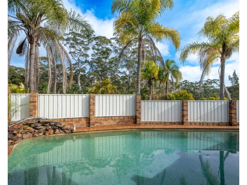 5 Kambala Close, Wyoming NSW 2250