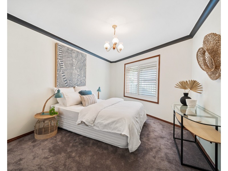 5 Kambala Close, Wyoming NSW 2250