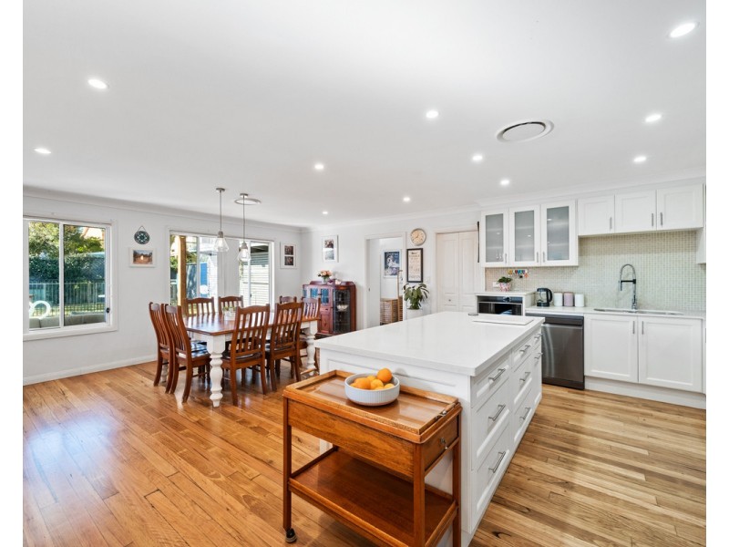 7 Wananda Road, Narara NSW 2250