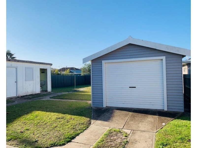 44 Bondi Road, The Entrance North NSW 2261