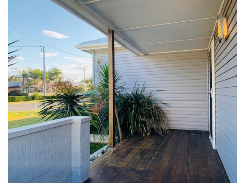 44 Bondi Road, The Entrance North NSW 2261