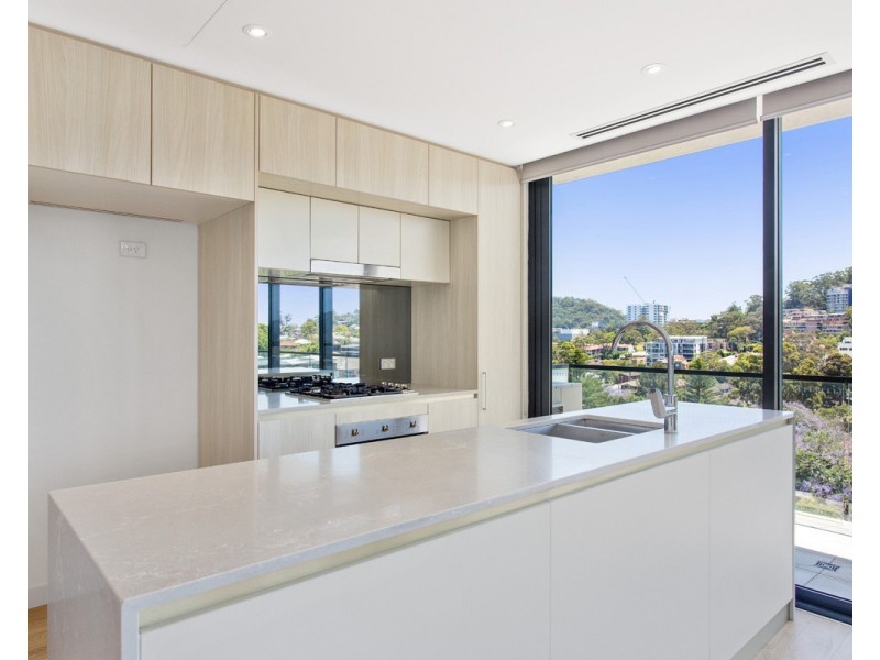 501/148a Albany Street, Point Frederick NSW 2250