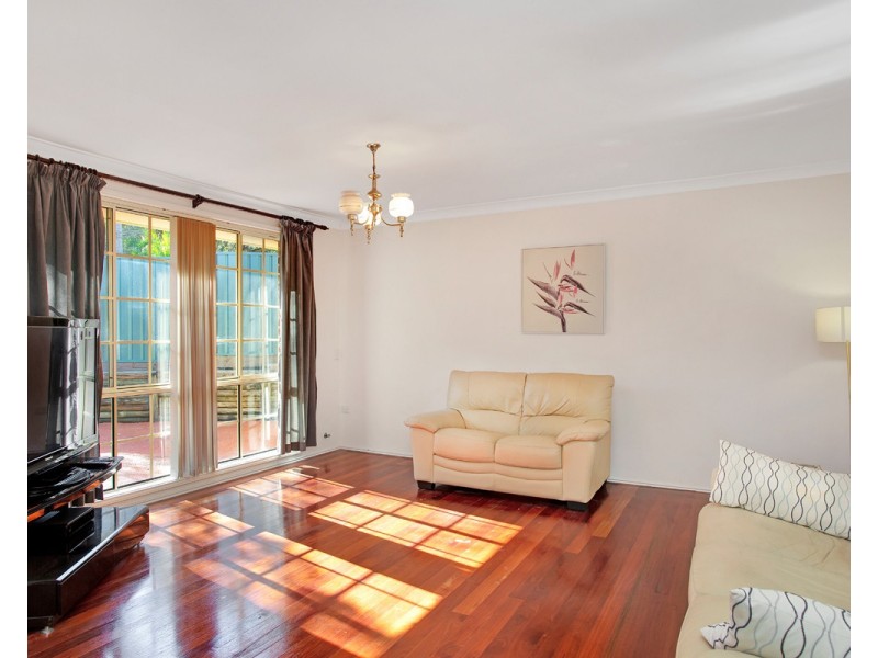 9 Stephen Close, Green Point NSW 2251