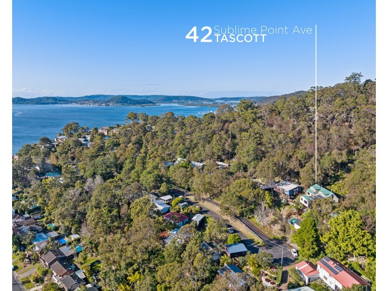 42 Sublime Point Avenue, Tascott NSW 2250
