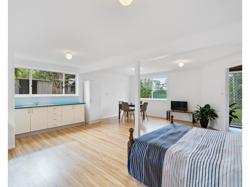 14 Holly Avenue, Narara NSW 2250