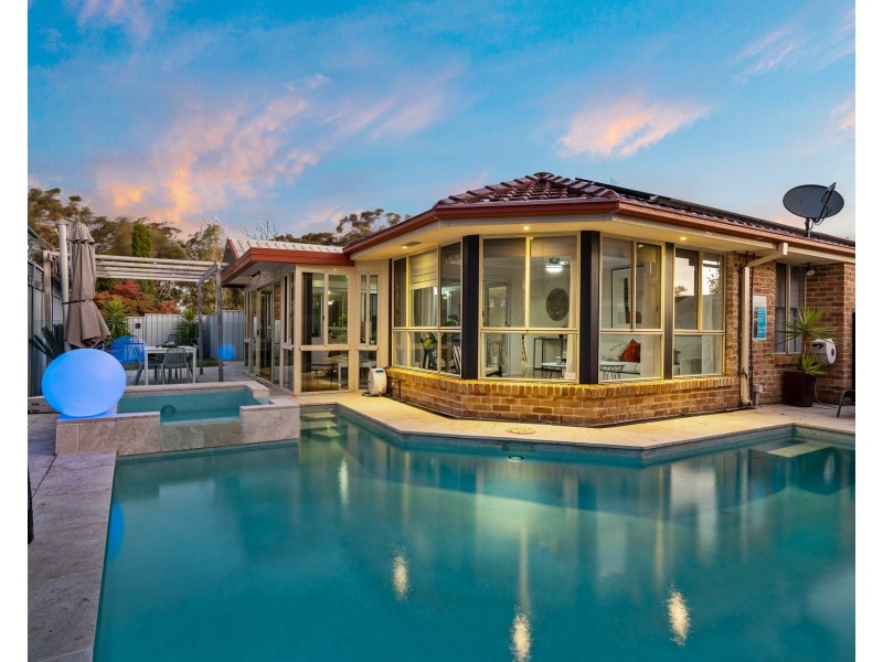 51 Brittany Crescent, Kariong NSW 2250