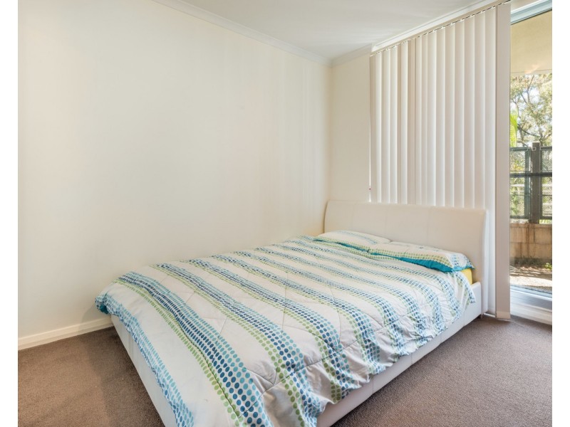 13/80 John Whiteway Drive, Gosford NSW 2250