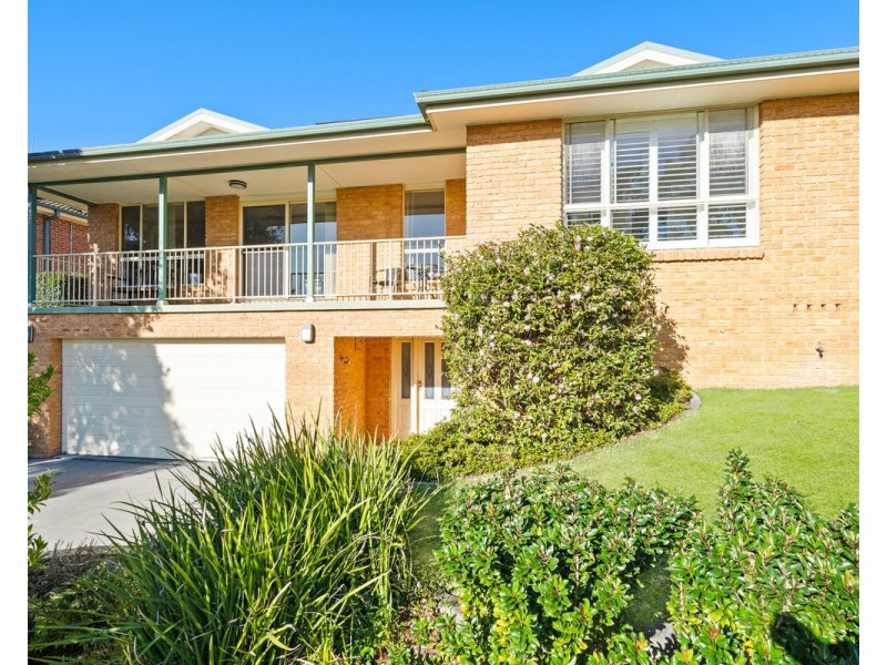 27 Rembrae Drive, Green Point NSW 2251
