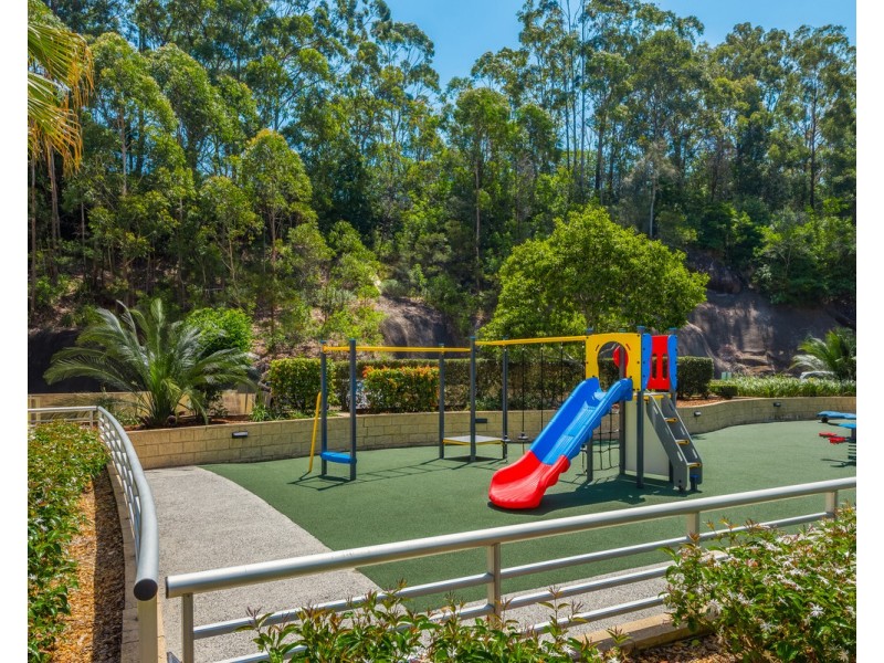 243/80 John Whiteway Drive, Gosford NSW 2250