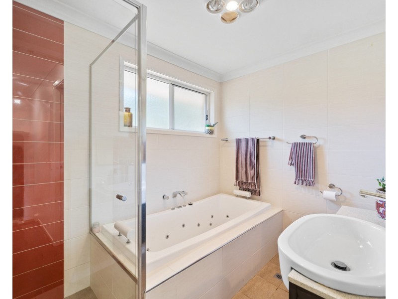 31 Francis Road, North Avoca NSW 2260