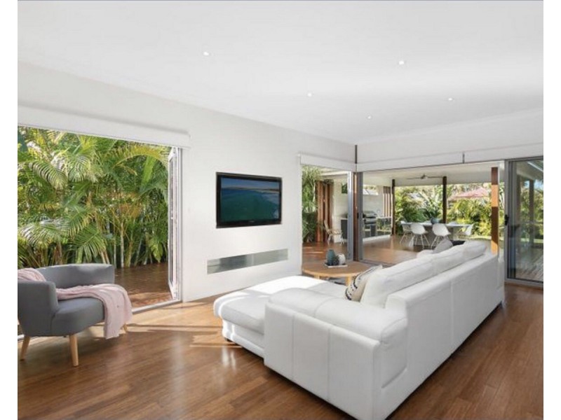 28 Armstrong Avenue, Killarney Vale NSW 2261