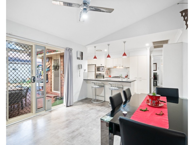 7 Donna Close, Lisarow NSW 2250