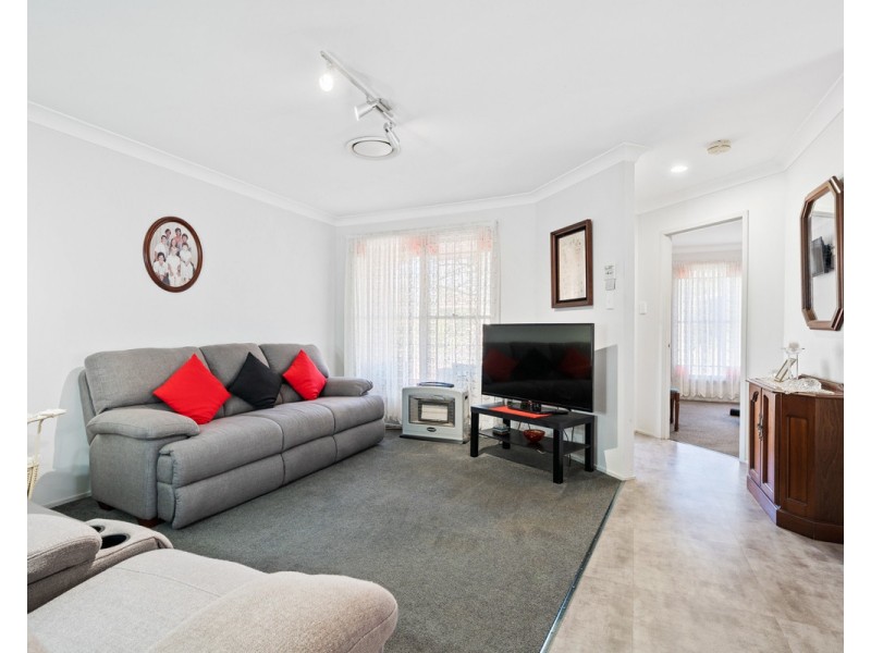 7 Donna Close, Lisarow NSW 2250