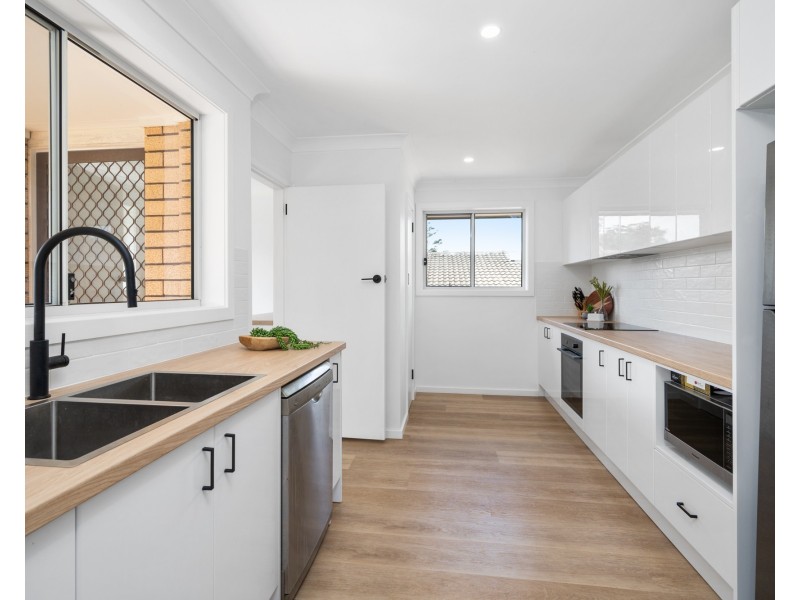 8 Maliwa Road, Narara NSW 2250