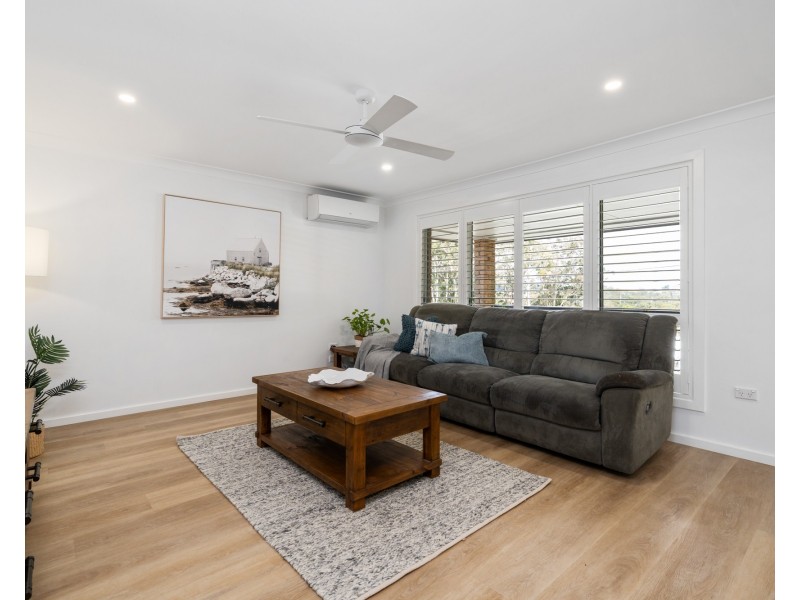 8 Maliwa Road, Narara NSW 2250