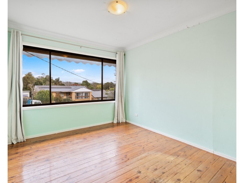 40 North Crescent, Wyoming NSW 2250