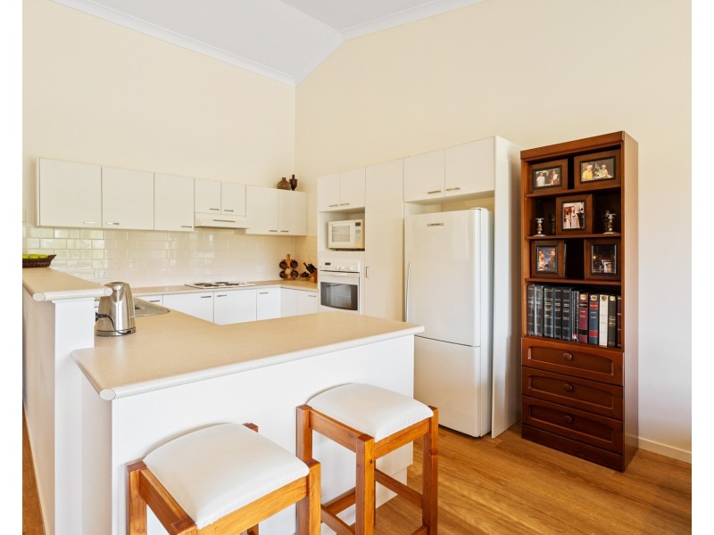 21/8 McLennan Street, Narara NSW 2250