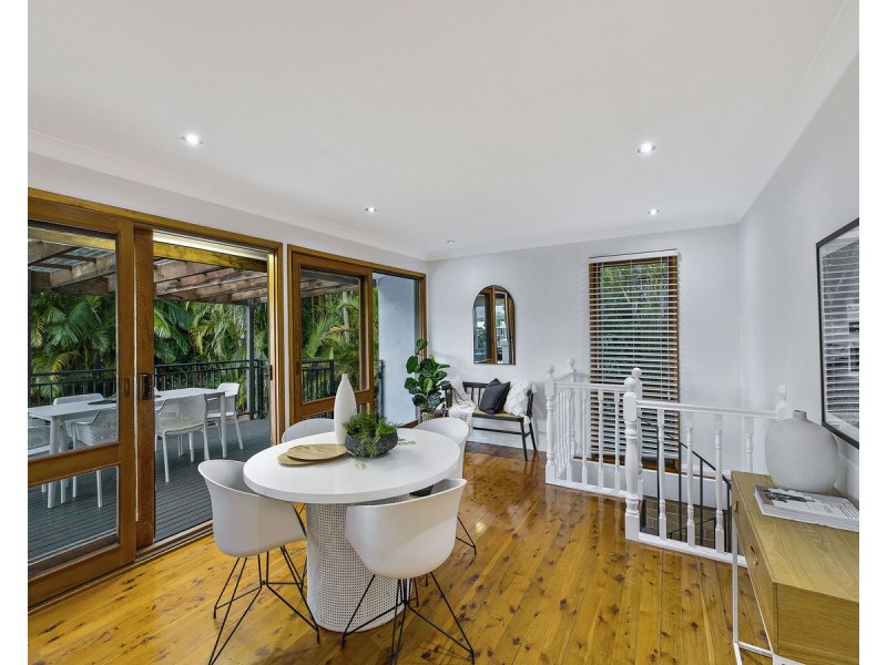 5 Leonie Parade, Green Point NSW 2251