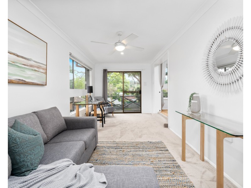 4 Dougal Drive, Wyoming NSW 2250