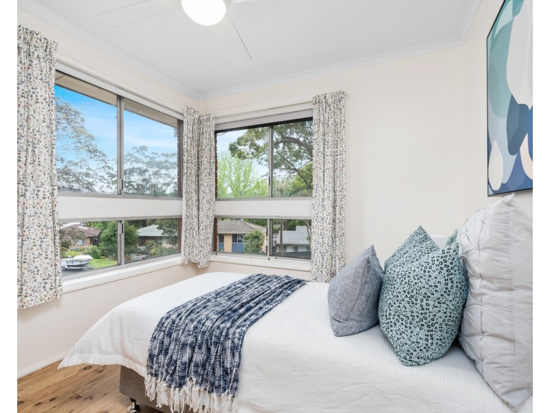 4 Dougal Drive, Wyoming NSW 2250