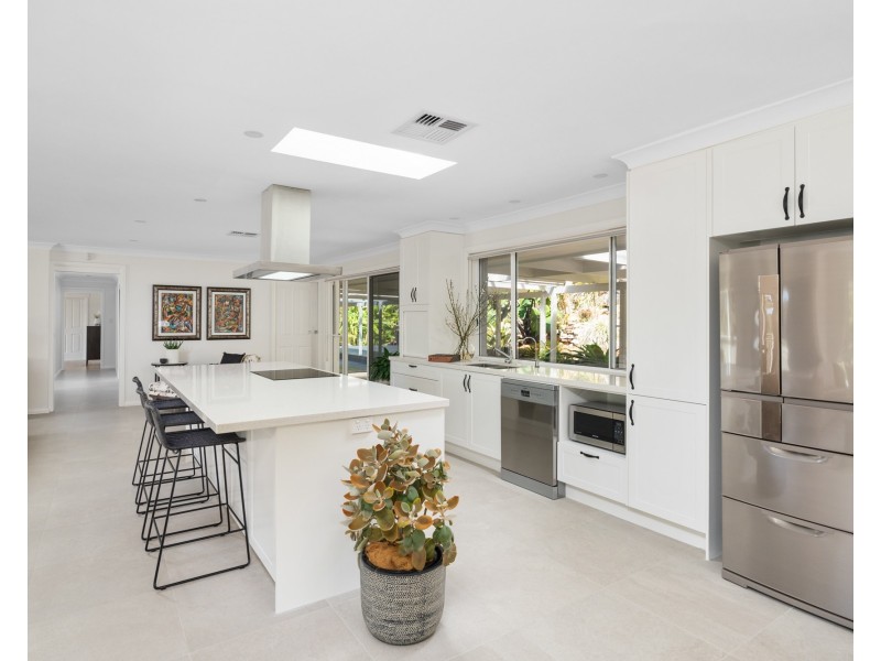 4 Victor Close, Tumbi Umbi NSW 2261