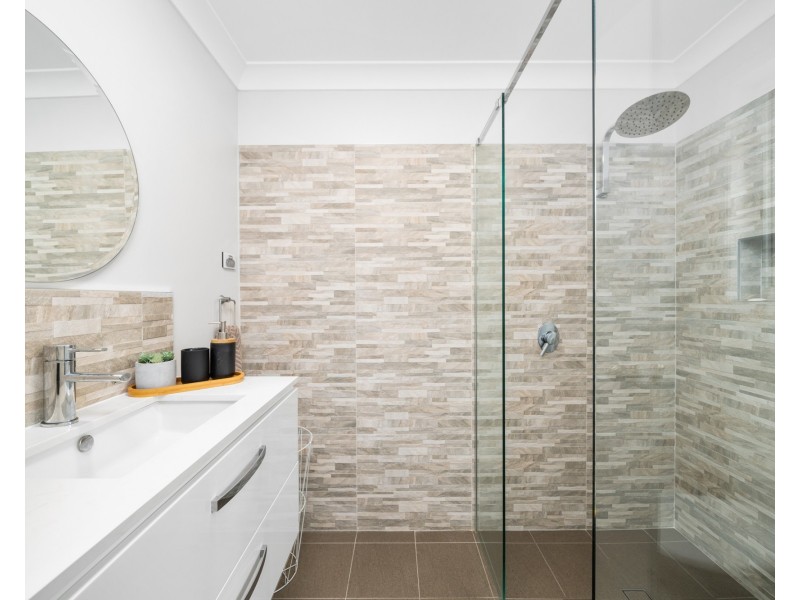 32 Dog Trap Road, Ourimbah NSW 2258