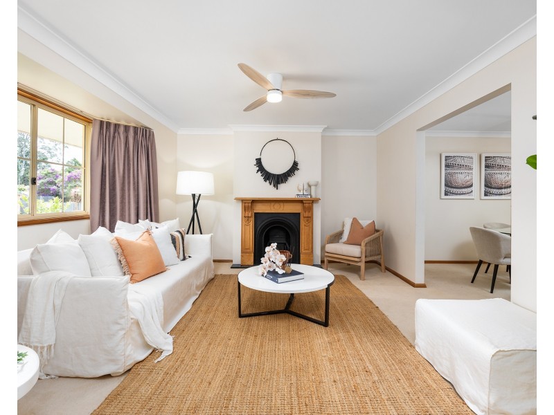 27 Donna Close, Lisarow NSW 2250