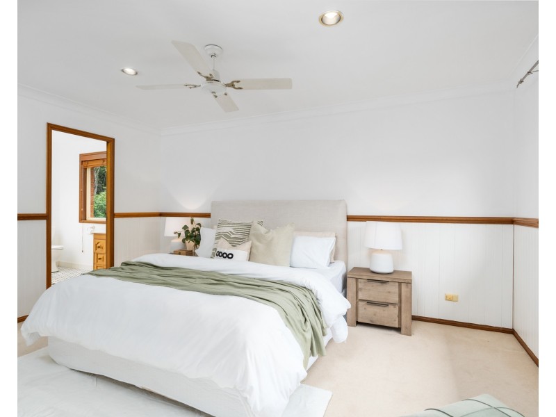 27 Donna Close, Lisarow NSW 2250