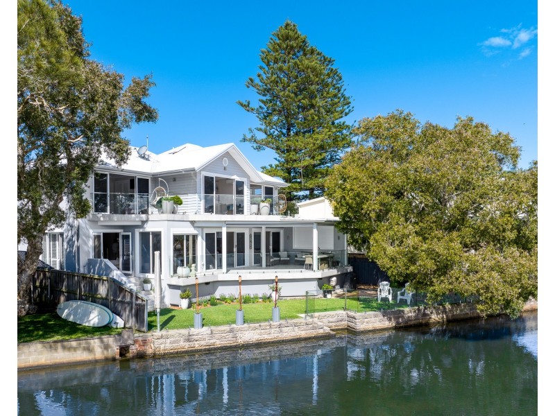 26 Ocean View Drive, Wamberal NSW 2260