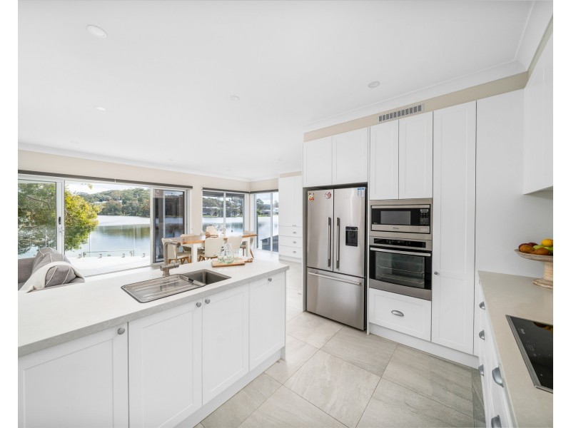 26 Ocean View Drive, Wamberal NSW 2260