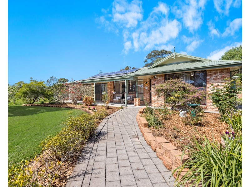 10 Warrambool Road, Wamberal NSW 2260