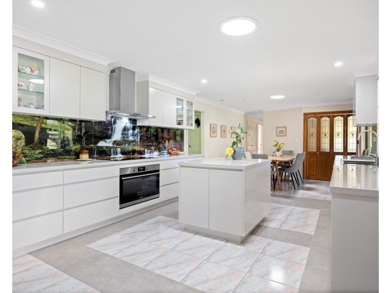 10 Warrambool Road, Wamberal NSW 2260