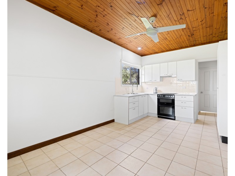 10 Warrambool Road, Wamberal NSW 2260